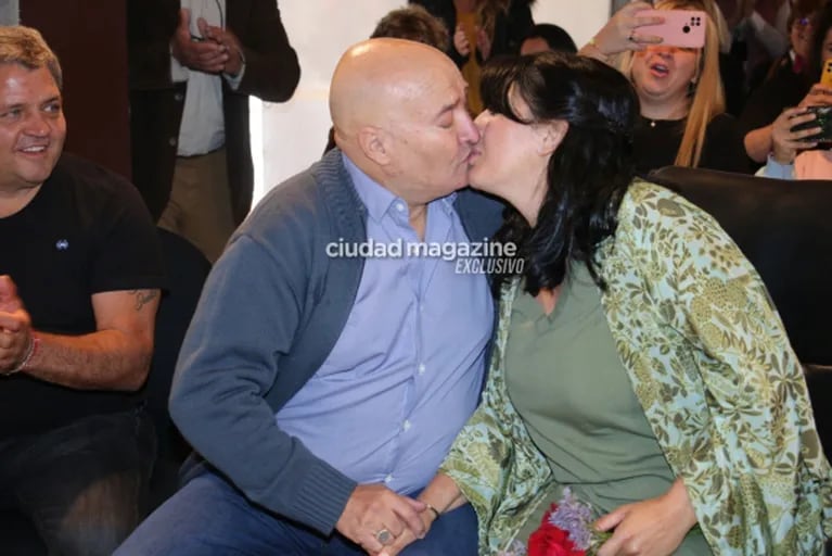 Larry de Clay se casó con Rosa Speratti: las fotos del Civil y los invitados famosos