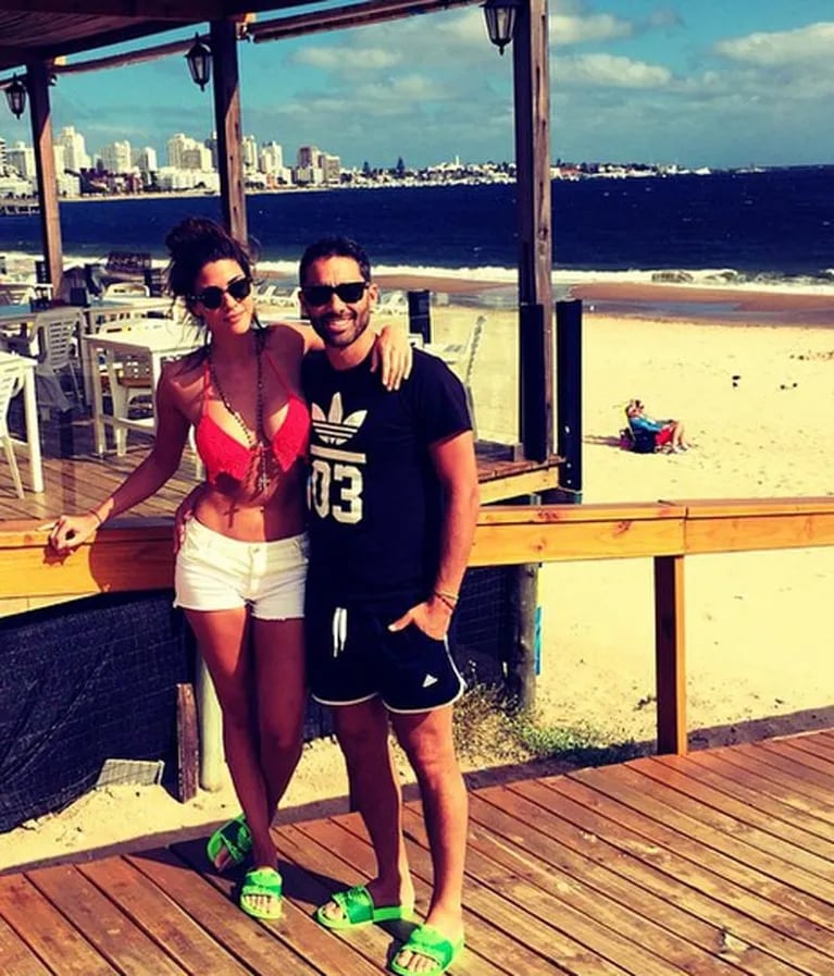 Ivana Nadal y el Pollo Álvarez, enamorados en Punta del Este. (Foto: Instagram)