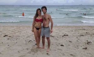 Julieta Camaño y su novio, Francisco Capozzo, en Miami. (Foto: Álbum Julieta Camaño)