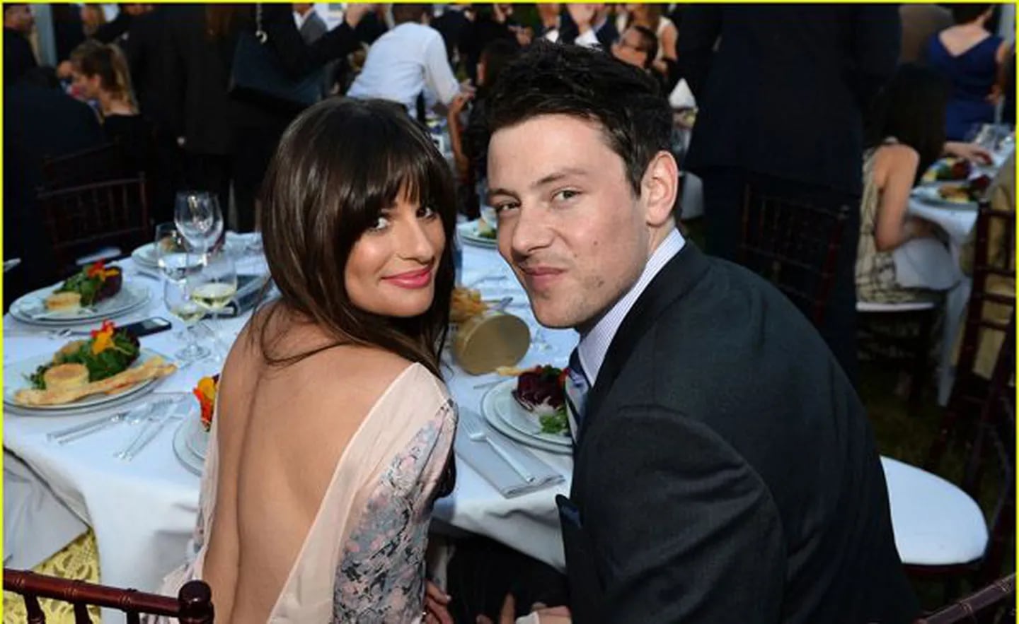 El actor junto a su novia Lea Michele. (Foto: Just Jared)