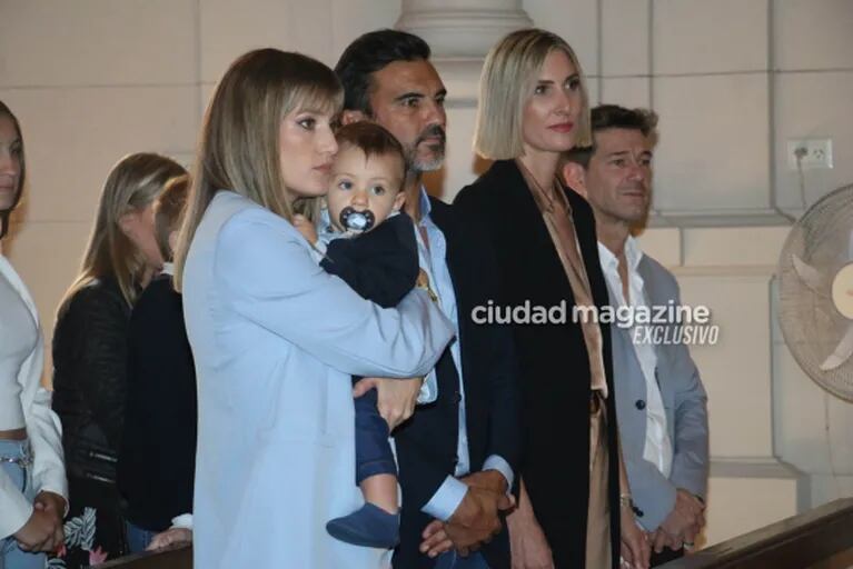 Las fotos del bautismo de Luca, el hijo de Fabián Cubero y Mica Viciconte