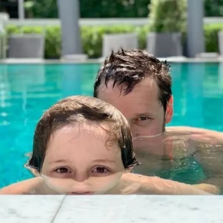 Benjamín Vicuña disfrutó de un día en la piscina junto a todos sus hijos tras su explosiva separación de China Suárez 