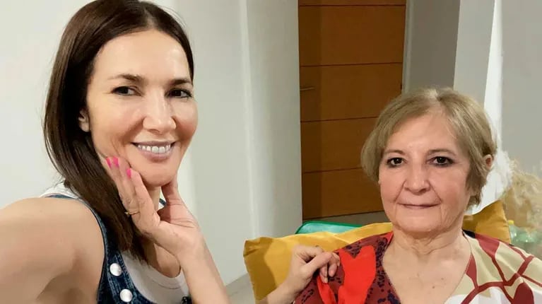 Cristina Pérez y su mamá María Cristina (Foto: Instagram @cris_noticias)