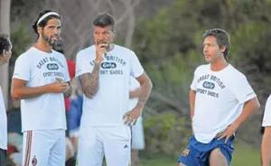 Tinelli, Ribero y Suar compartiendo un partido de fútbol. (Foto: Web)