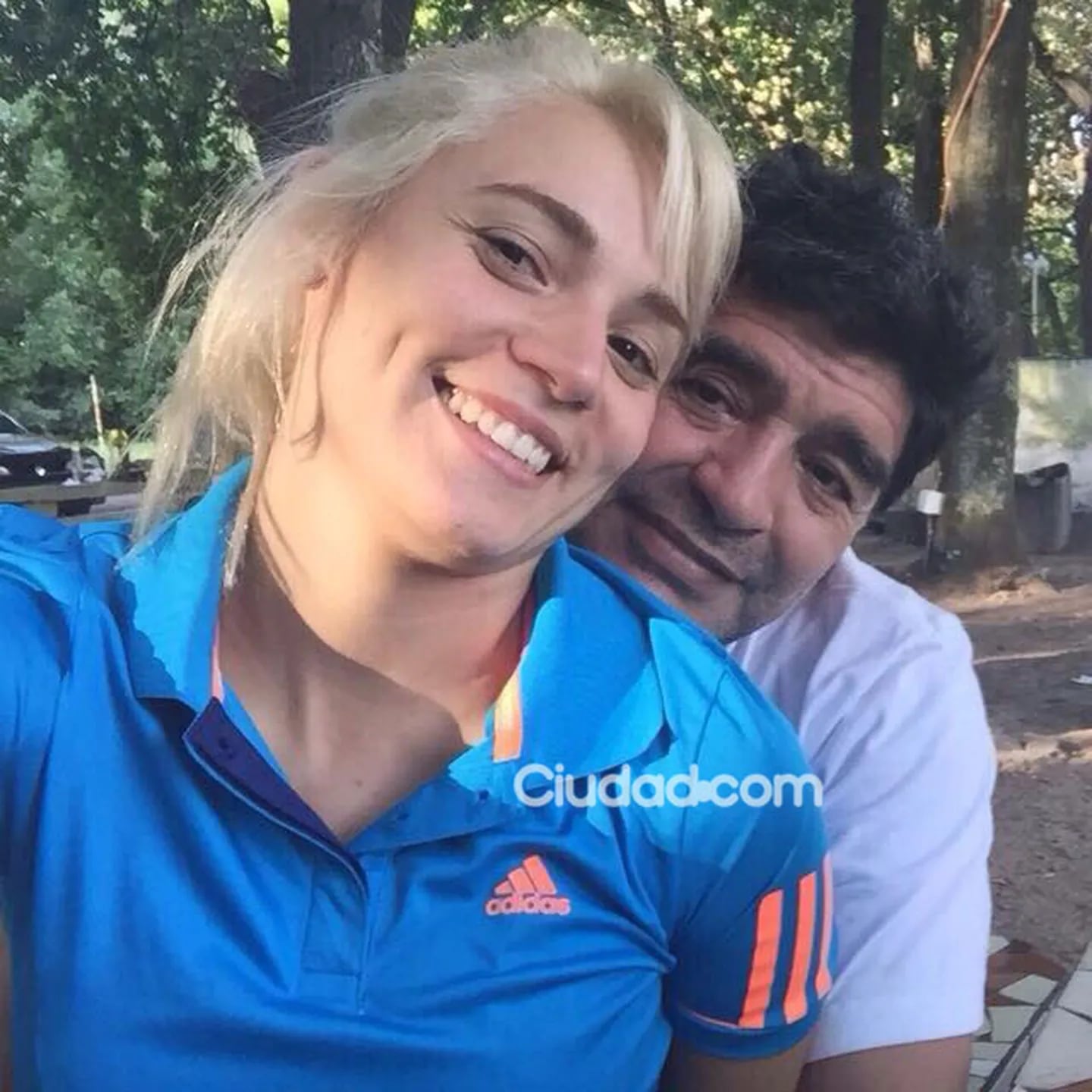 Diego Maradona y Rocío Oliva, enamorados (Foto: Ciudad.com)