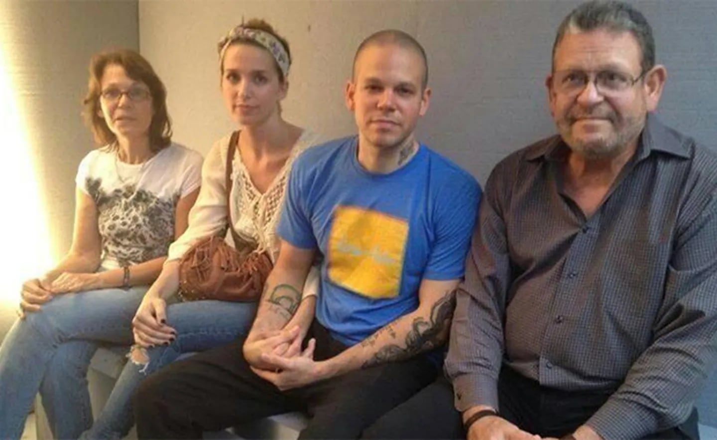 René Pérez de Calle 13 se encarceló junto a Soledad Fandiño como forma de protesta. (Foto: Twitter)