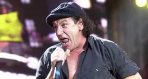 Brian Johnson podría quedar sordo: AC/DC suspendió su gira