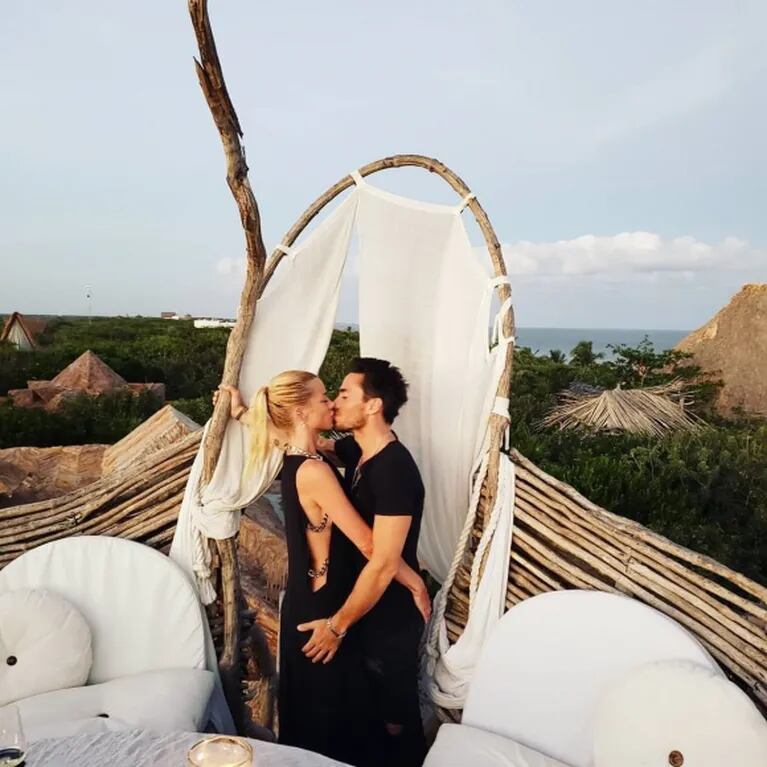 Paradisíacas vacaciones de Nicole Neumann y Matías Tasin en México: "Comer en el cielo y frente al mar"