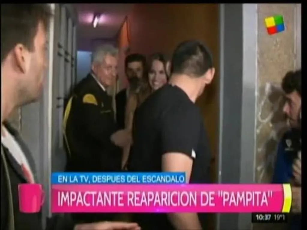 Pampita reapareció en la TV y eludió las preguntas más picantes sobre su separación: "Yo estoy bien"