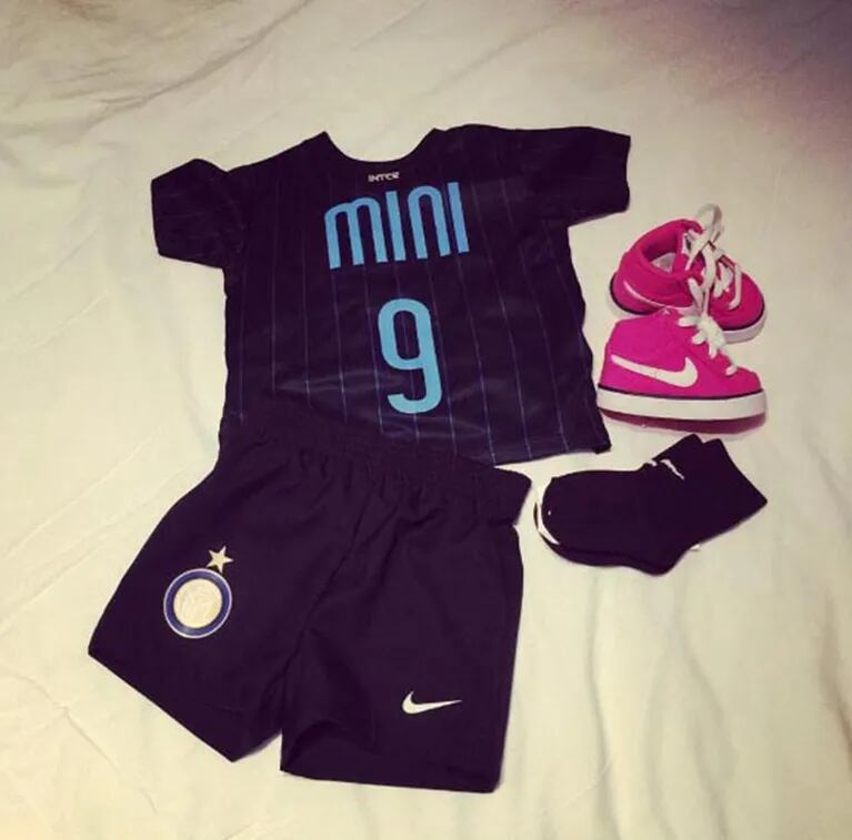 El regalo del Inter a la hija de Icardi y Wanda. (Foto: Twitter)
