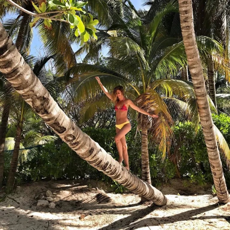 Las fotos de Eugenia Tobal de vacaciones en Isla Mujeres: "Vive que el tiempo pasa y no se detiene"