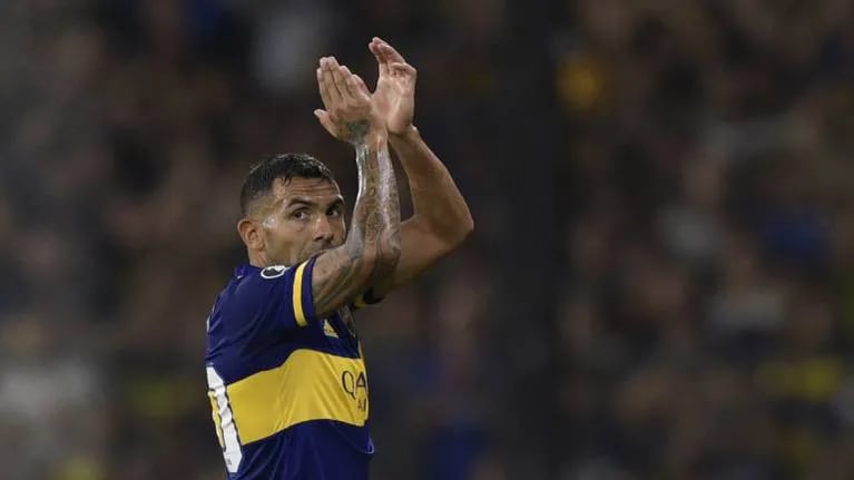 Carlos Tevez renueva contrato con Boca y anuncia que va a donar su sueldo a una ONG