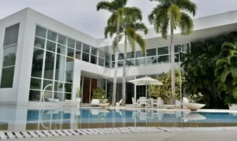 La increíble mansión de Xuxa en Río de Janeiro, valuada en 25 millones de dólares: 14 baños y mini selva