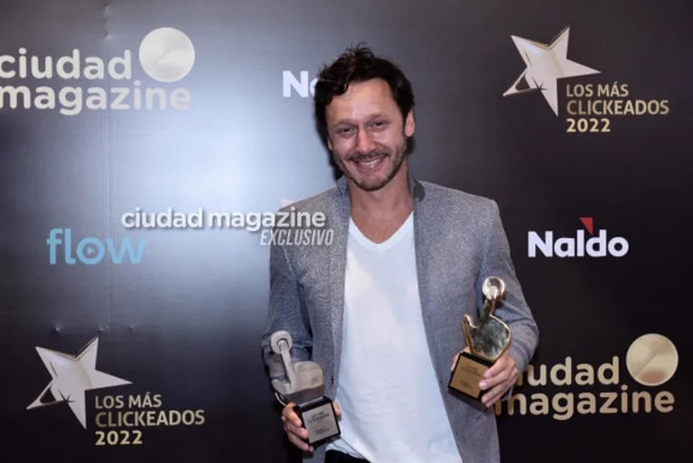 Benjamín Vicuña ganó el premio Los Más Clickeados de Oro 2022 y se emocionó: "Se lo dedico a mis hijos, que son el amor de mi vida"