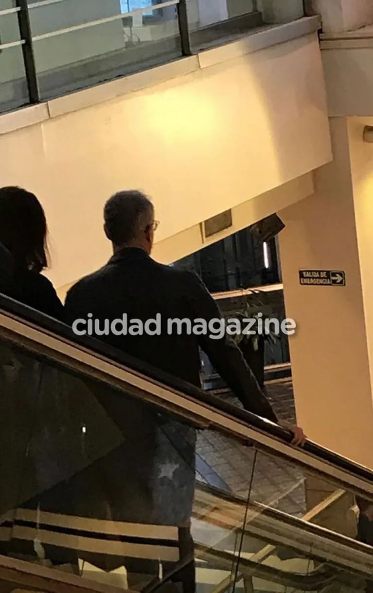 Jorge Rial y su paseo romántico con Romina Pereiro: ¡fotos exclusivas! 