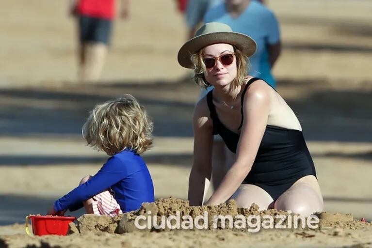 Olivia Wilde y sus vacaciones en familia en las playas de Hawaii: una diosa sin Photoshop