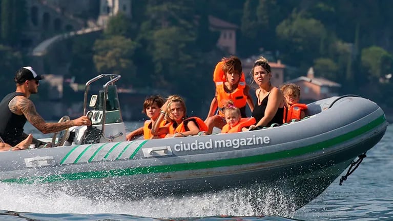 Las fotos del paseo en lancha de Mauro Icardi, Wanda Nara y sus hijos por el Lago de Como: relax en familia