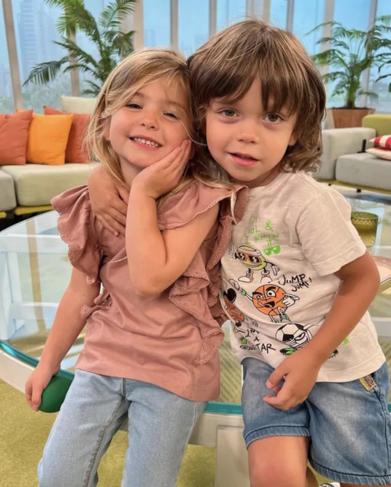 Flor Peña compartió las fotos más lindas de su hijo Felipe con la nena de Jesica Cirio: "Invitada de lujo"
