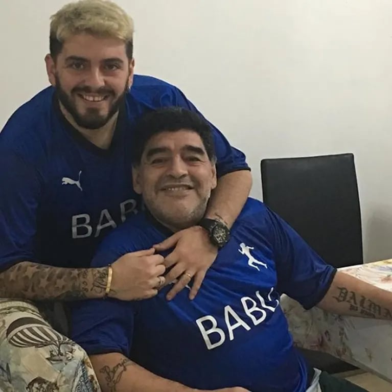 ¡Polémica en Instagram! Maradona eliminó la foto de Benjamín Agüero con la camiseta de Boca ¡y otras seis más!