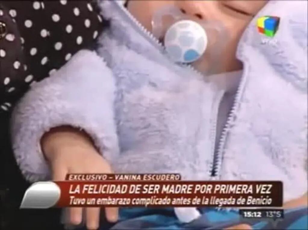 Rial, emocionado al alzar al bebé de Vanina Escudero: "Me gustaría tener un varoncito"