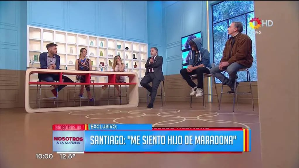 Santiago Lara, quien asegura ser hijo de Diego Maradona, se mostró en Nosotros a la Mañana