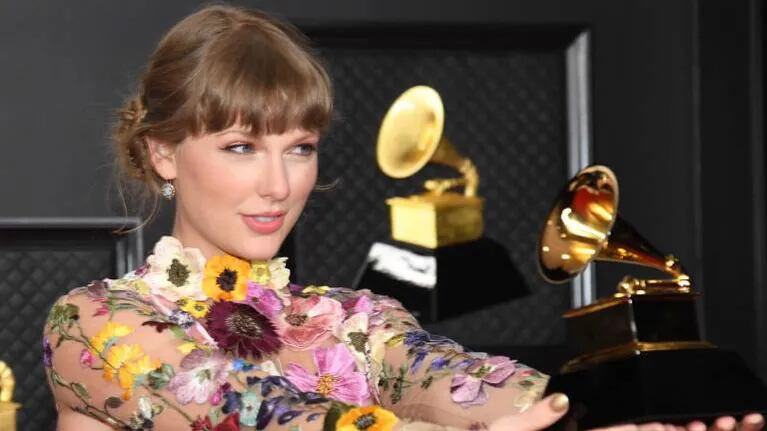 Taylor Swift lanzó una nueva versión de Fearless, tras un conflicto con su grabadora