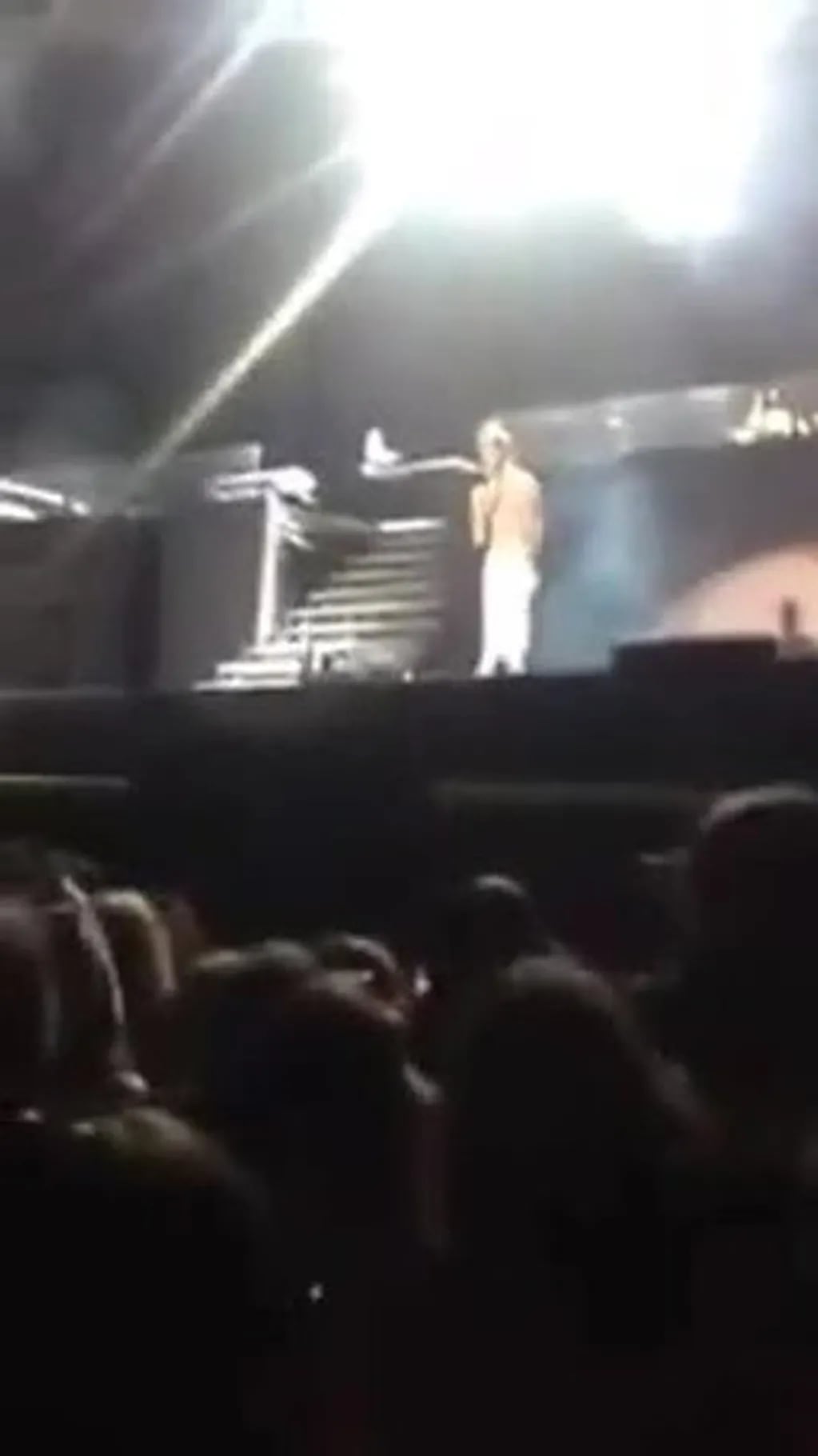 Justin Bieber suspendió su segundo show en River: el video del momento en que anuncia que cancela el recital