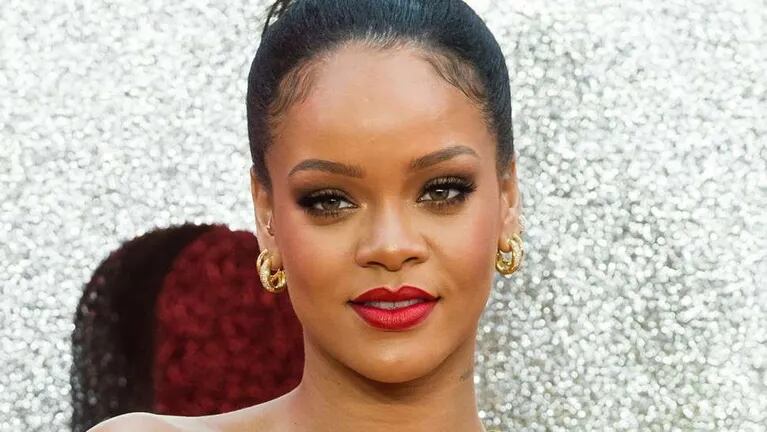 Datos curiosos que quizás desconocías sobre la talentosa Rihanna (Parte 3)