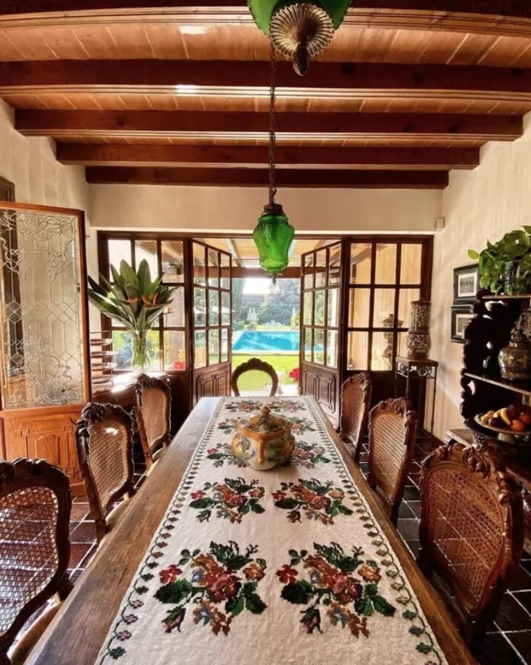 Así es la casa de Rodolfo Vera Calderón, el ganador de MasterChef: estilo colonial e inmenso jardín 