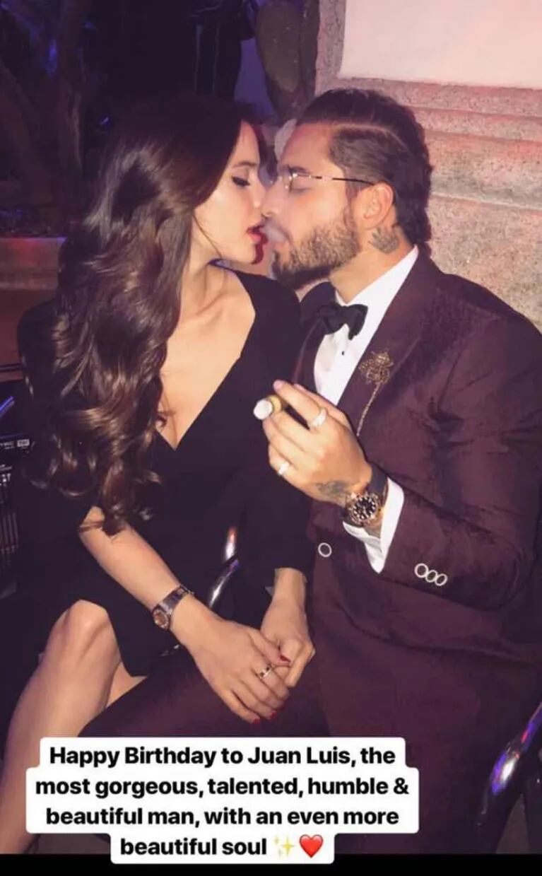 Maluma oficializó su noviazgo con Natalia Barulich con una romántica foto: "Me hacés sonreír"