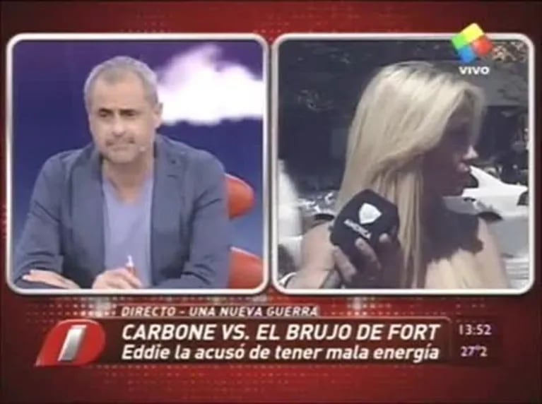 El bizarro cruce en vivo entre Vanesa Carbone y... ¡"El Brujo" de Ricardo Fort!