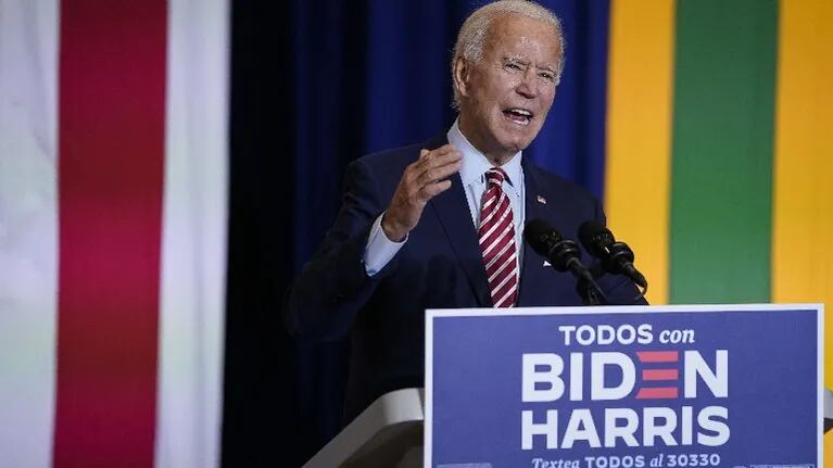 Biden dice que a los latinos les va a ir mejor si Trump deja la Casa Blanca. Foto: AFP.
