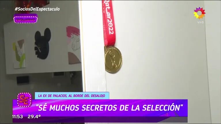 La medalla de Campeón del Mundo de Exequiel Palacios.