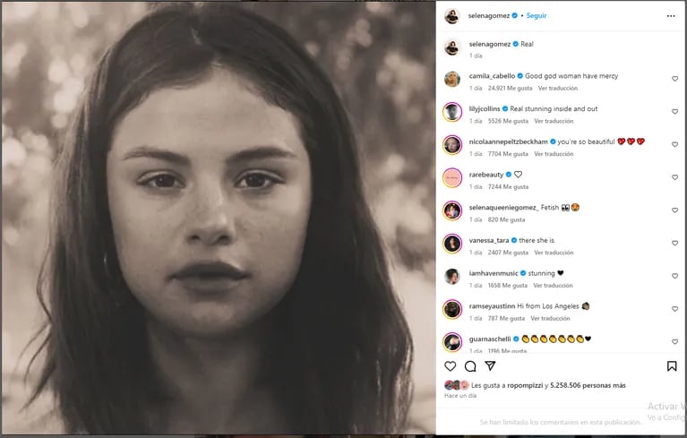 Las fotos en corpiño que posteó Selena Gomez generaron escándalo: por qué las eliminó 