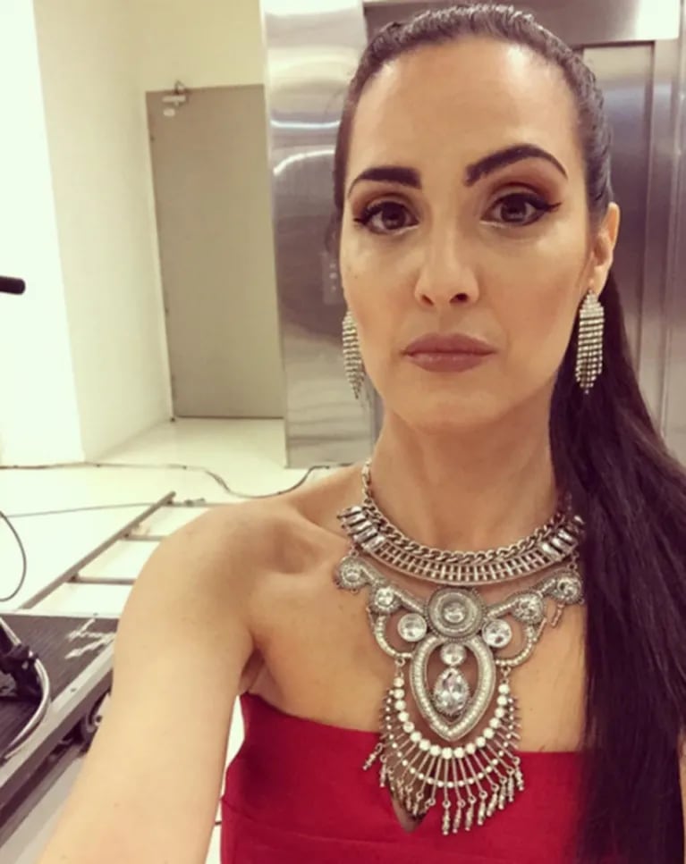 La transformación sexy de Julieta Díaz: ¡mirá su look diosa dark! 
