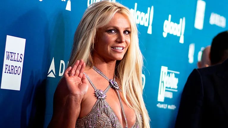 Britney Spears se internó en una clínica psiquiátrica, angustiada por salud de su padre