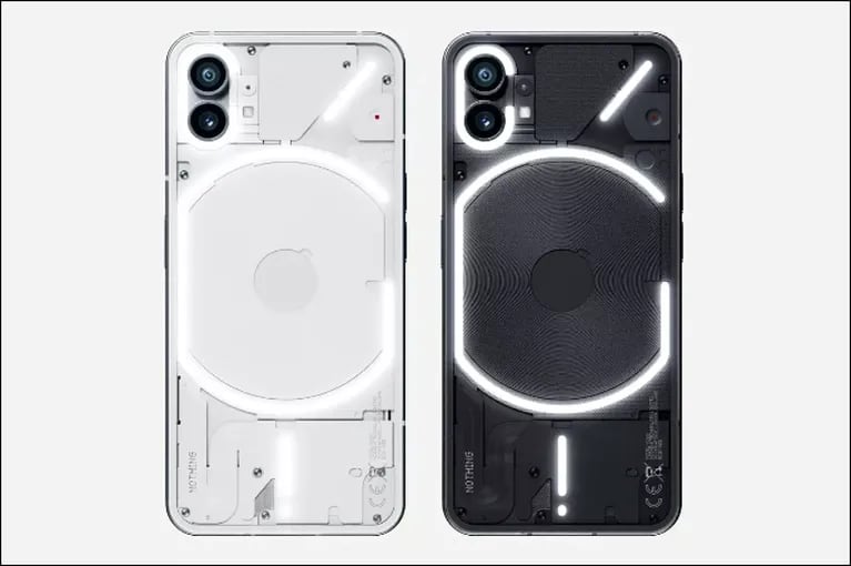 Phone (1) materializa la apuesta de Nothing por el diseño innovador con la interfaz Glyph y la carcasa transparente