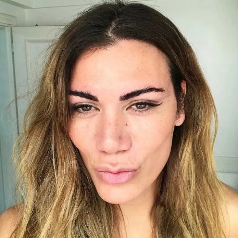 La selfie al natural de Florencia de la Ve en Instagram