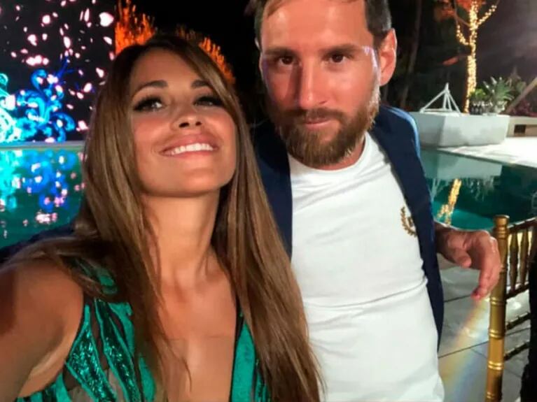 Lionel Messi y Antonela Roccuzzo, elegantes y enamorados en el casamiento de Cesc Fábregas y Daniella Semaan