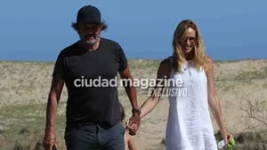 Federico Álvarez Castillo y Lara Bernasconi, enamorados en Punta del Este. Fotos: GM Press.