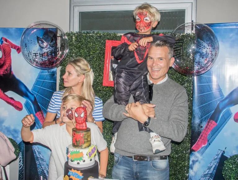 ¡Fan de Spiderman! Las fotos del increíble cumpleaños de Tyron, el hijo menor de Jimena Cyrulnik 