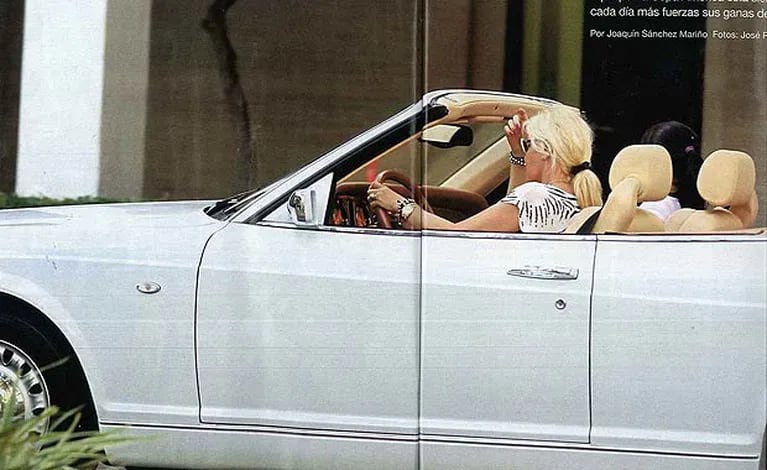 Susana Giménez paseando con su Rolls Royce por Miami. (Foto: revista Gente)