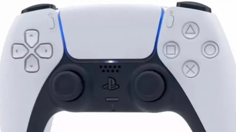 Sony patenta un mando para PS5 fabricado con material elástico y capaz de cambiar su temperatura