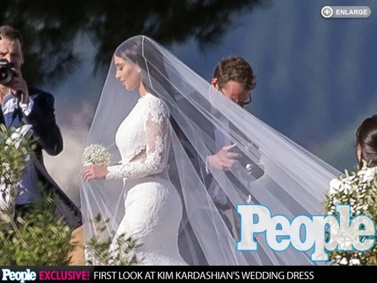 Kim Kardashian y Kanye West se casaron en Italia. (Foto: People Magazine)