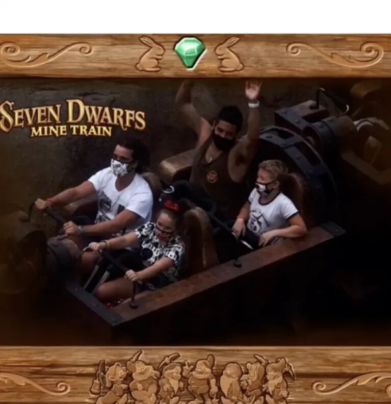Las divertidas vacaciones de Mariano Martínez con sus hijos mayores en Disney: "Nunca dejes de creer en la magia"