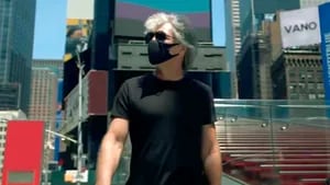 Con barbijo, Bon Jovi homenajea a la ciudad de Nueva York en su nuevo videoclip