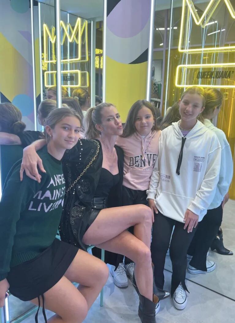 Nicole Neumann compartió una divertida salida con sus hijas tras el nacimiento de Luca Cubero: "Con mis reinas"