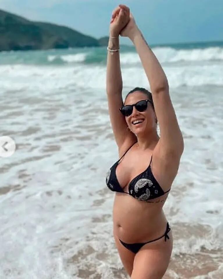Barbie Vélez lució su pancita de embarazada en Brasil: "Deseadas vacaciones"