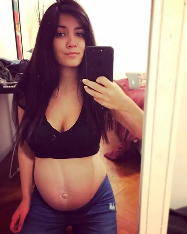 Las dulces fotos de la novia de Rodrigo de la Serna mostrando su embarazo de seis meses