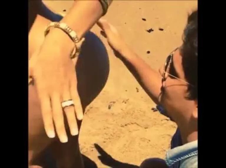 El topless de Floppy Tesouro en las playas de Punta del Este: fotos y video